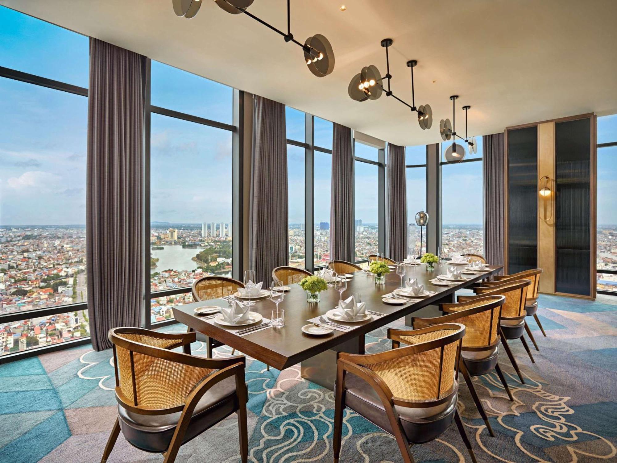 Pullman Hai Phong Grand Hotel מראה חיצוני תמונה